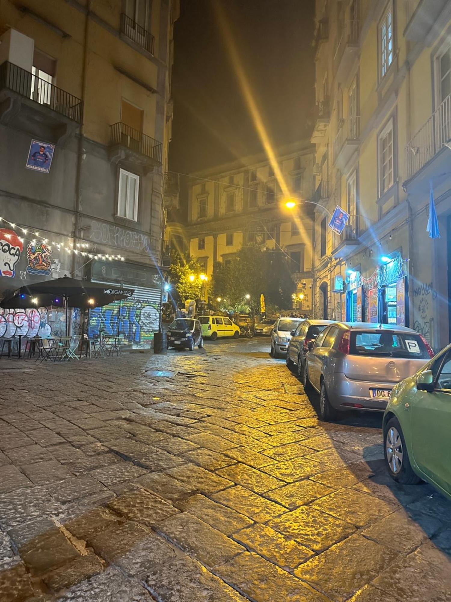 Naples To Stay Exterior photo